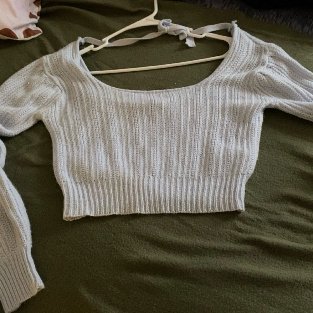 Blue cropped sweater